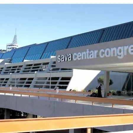 Linda Apartments- Arena Apartman